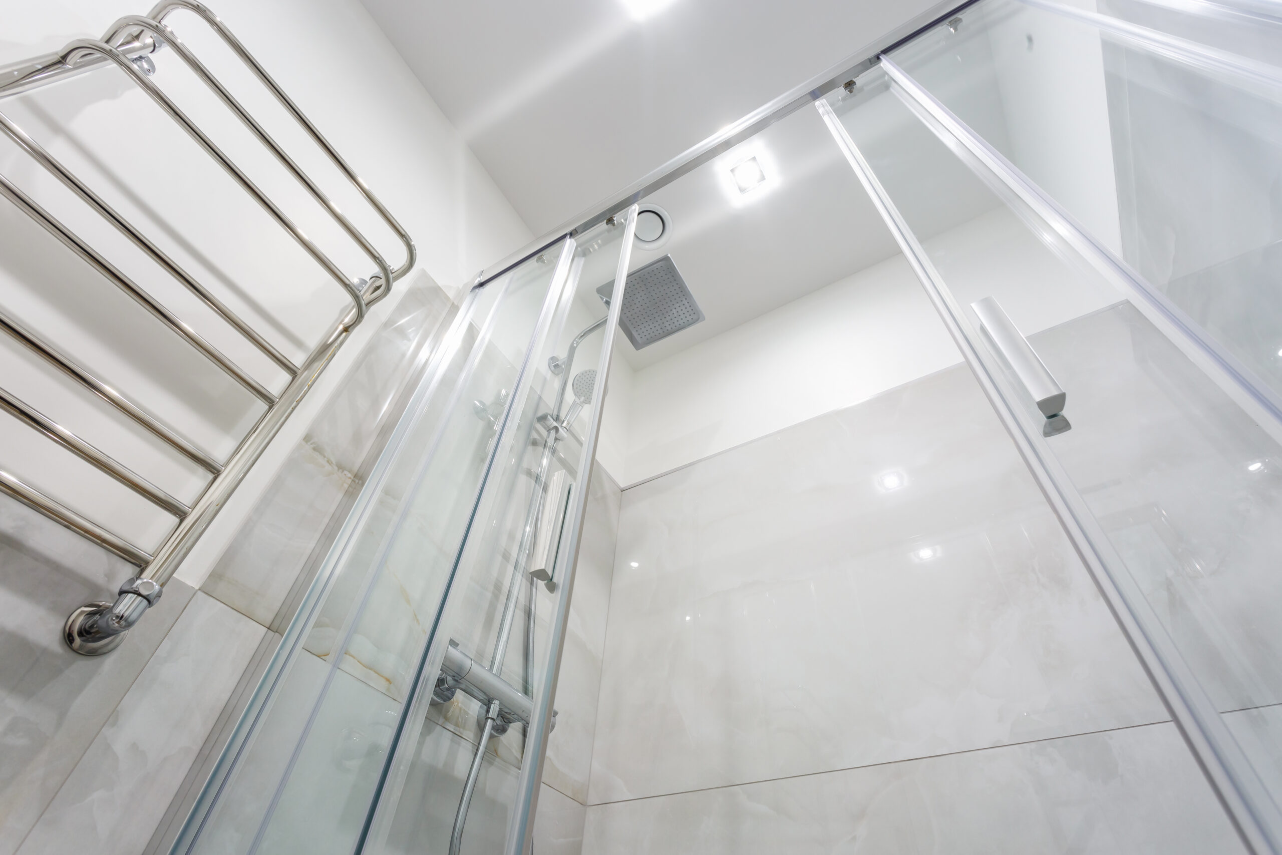 Framed vs. Frameless Shower Doors Gatsby Glass