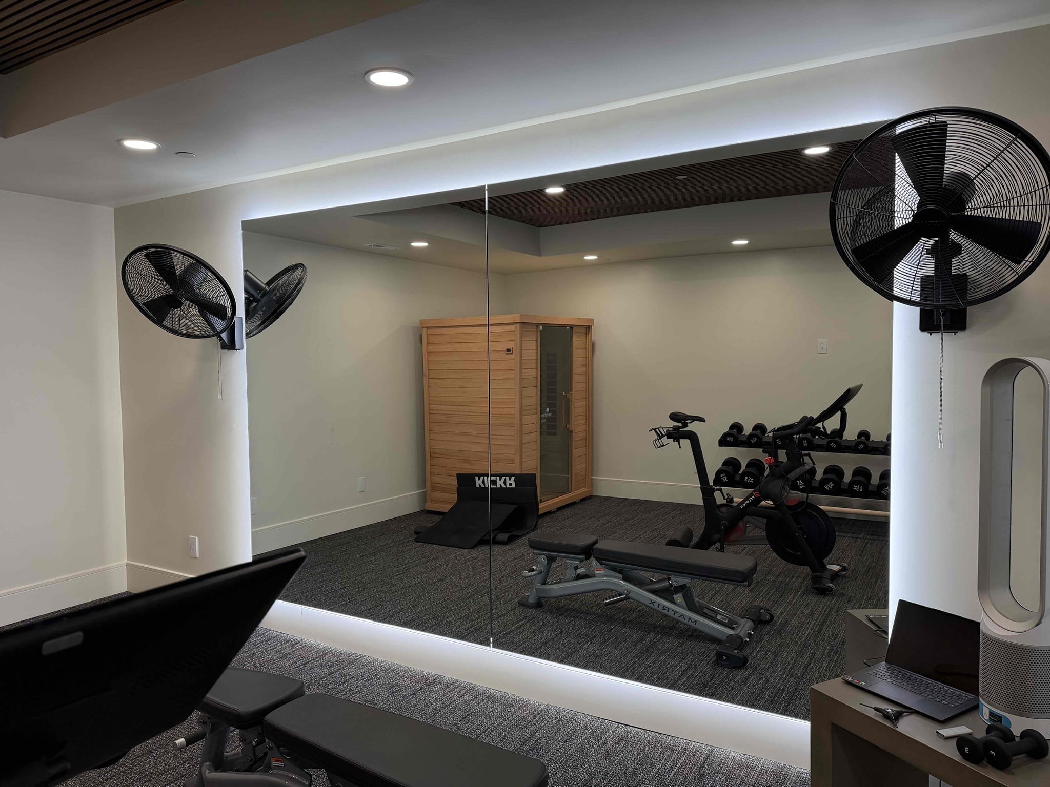 Frameless Mirrors