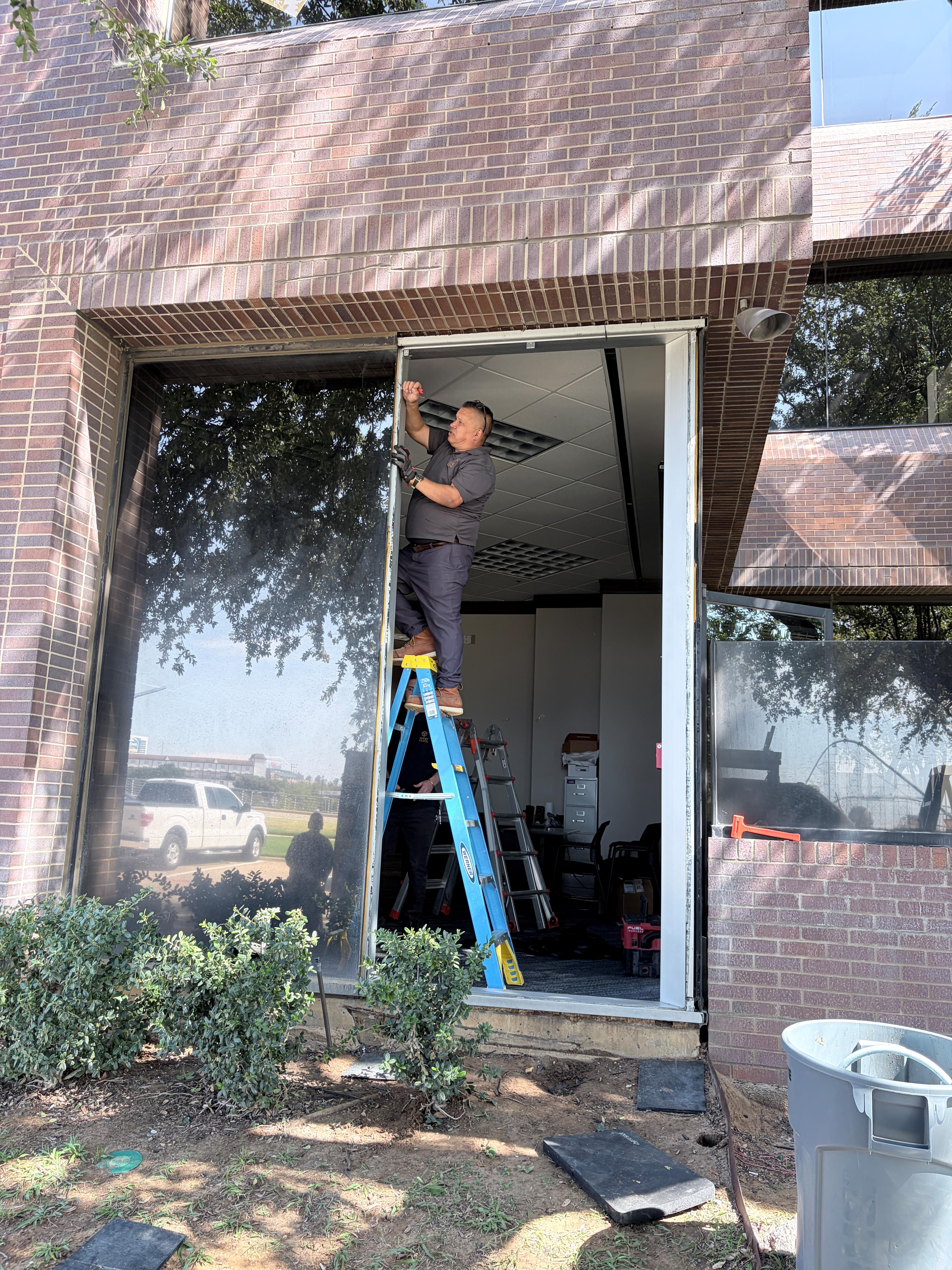 Arlington, TX  Commercial IG window