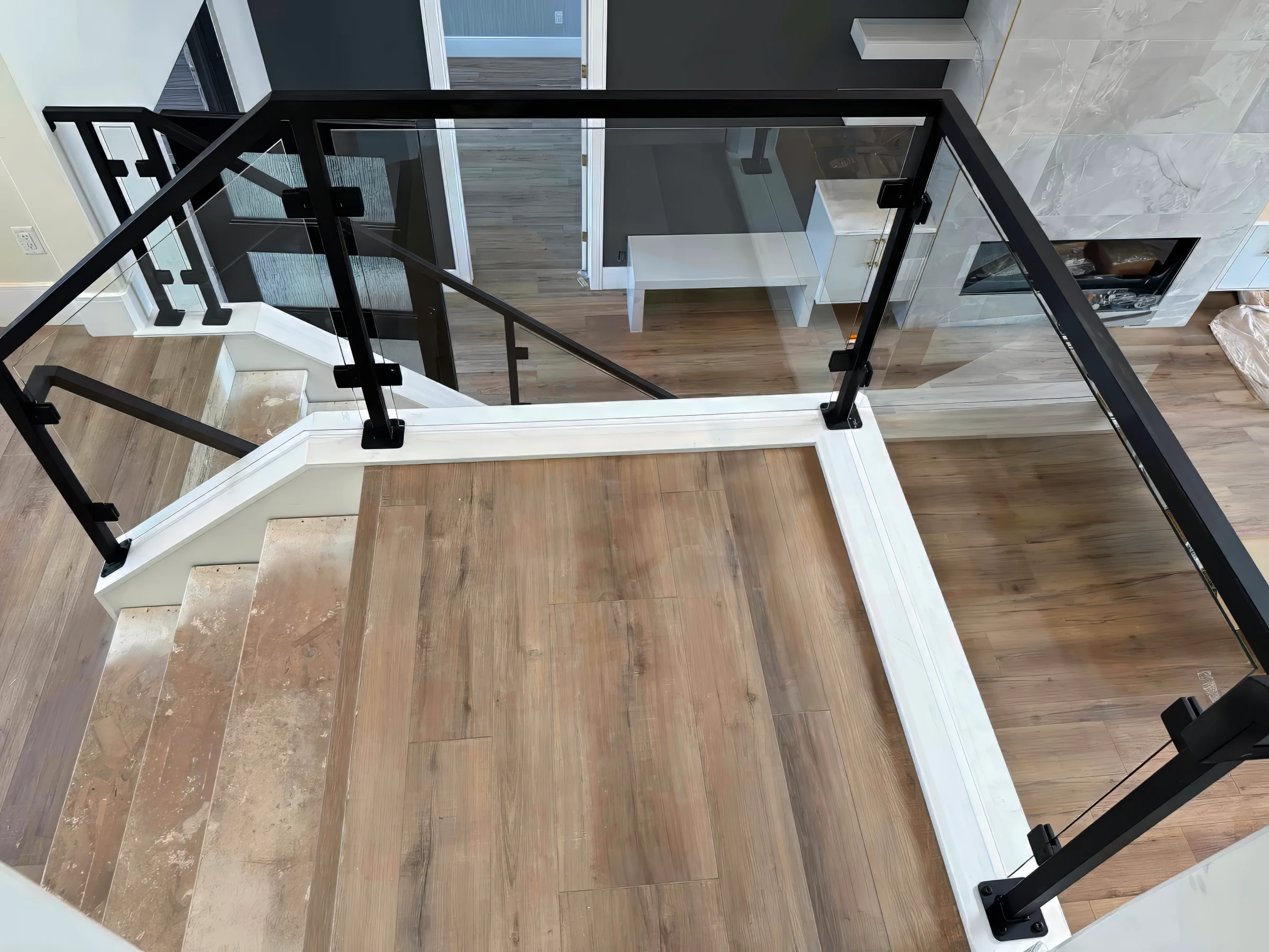 Custom Glass Railings - Gatsby Glass of Woburn 6