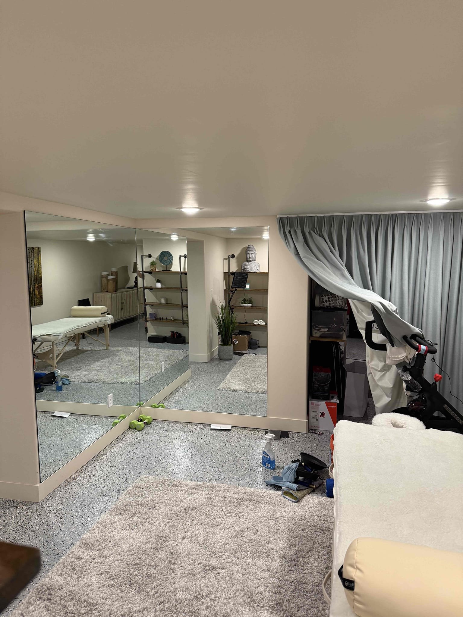 Gym Mirrors Corner Set on Baseboard